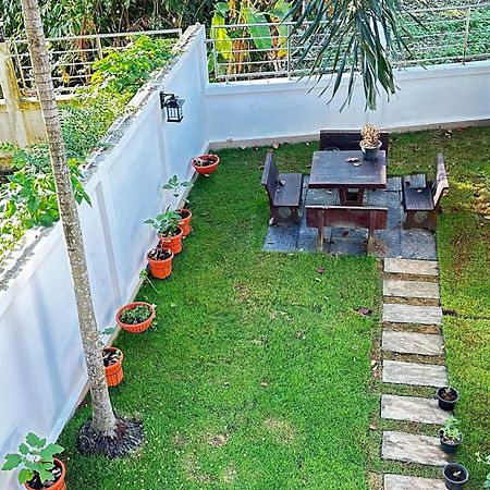 Auriflex House Bed & Breakfast Krabi Ngoại thất bức ảnh