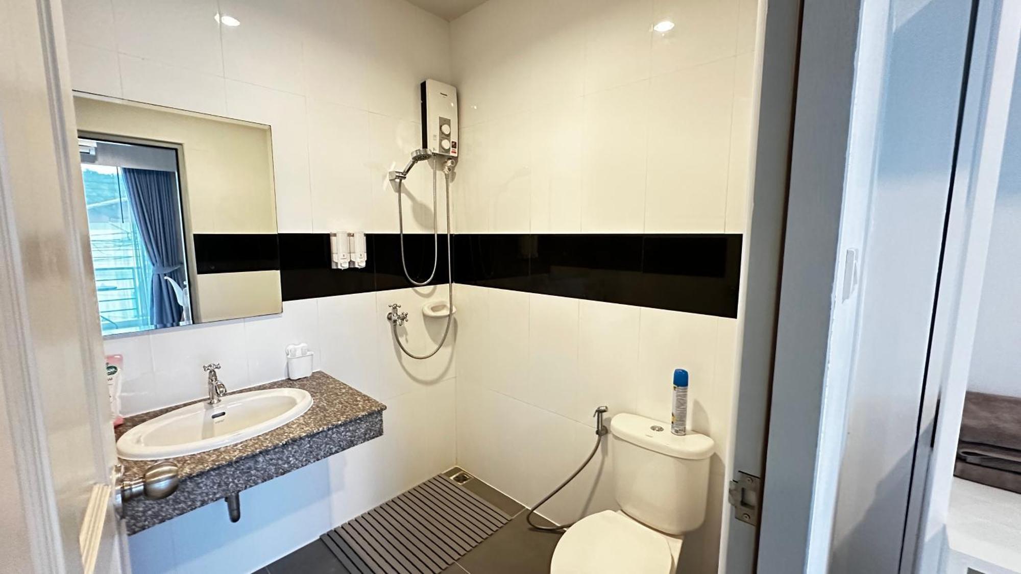 Auriflex House Bed & Breakfast Krabi Ngoại thất bức ảnh